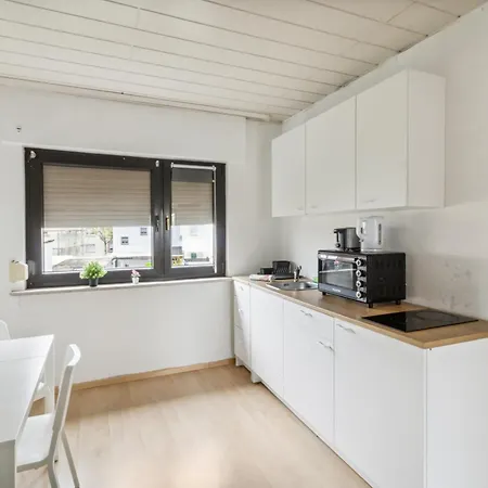 Home2stay Apartmenthaus Kitchen,wifi,parking *** * Hanau