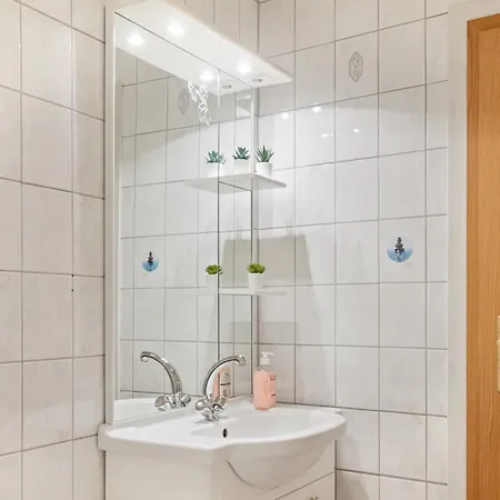 Apartment Home2stay Apartmenthaus Kitchen,wifi,parking *** Hanau