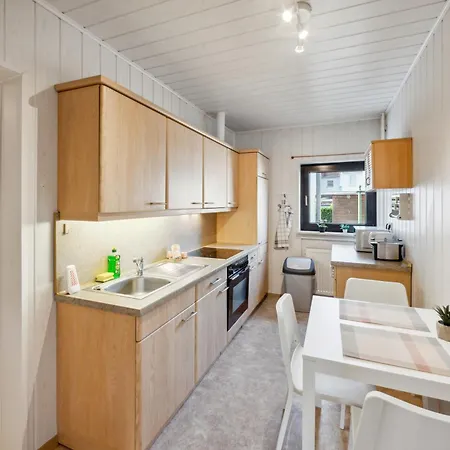 Home2stay Apartmenthaus Kitchen,wifi,parking *** Apartment *